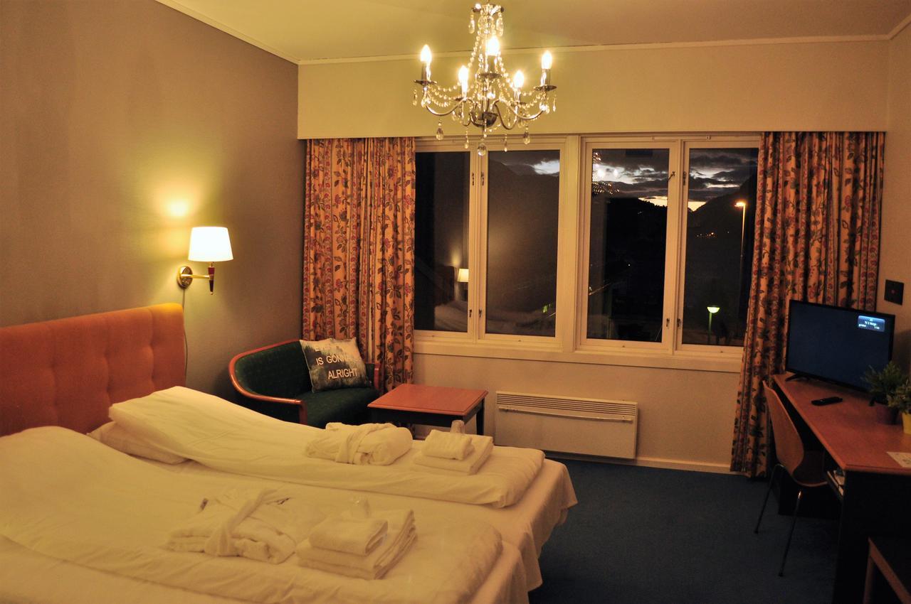 Suldal Hotell Sand  Екстер'єр фото