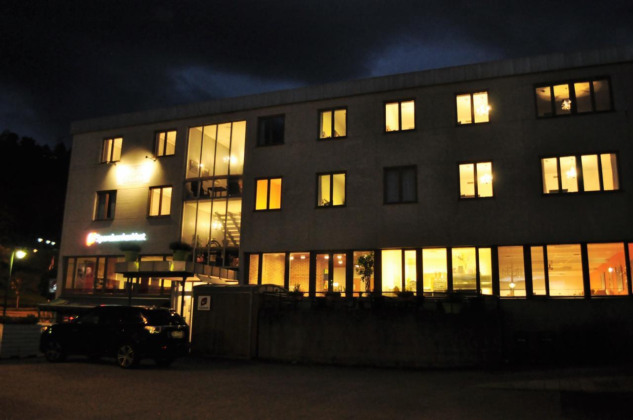 Suldal Hotell Sand  Екстер'єр фото